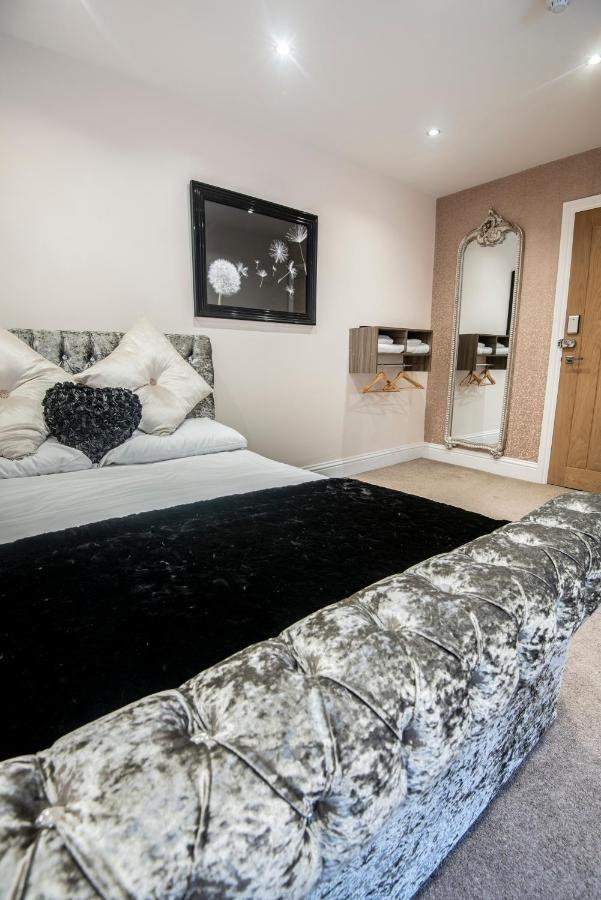 The George Wright Boutique Hotel, Bar & Restaurant Rotherham Dış mekan fotoğraf